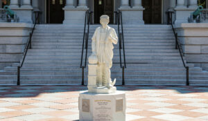 Columbus’s Voyage Compared to Traveling to Mars in a Jerry‑Rigged Spacecraft