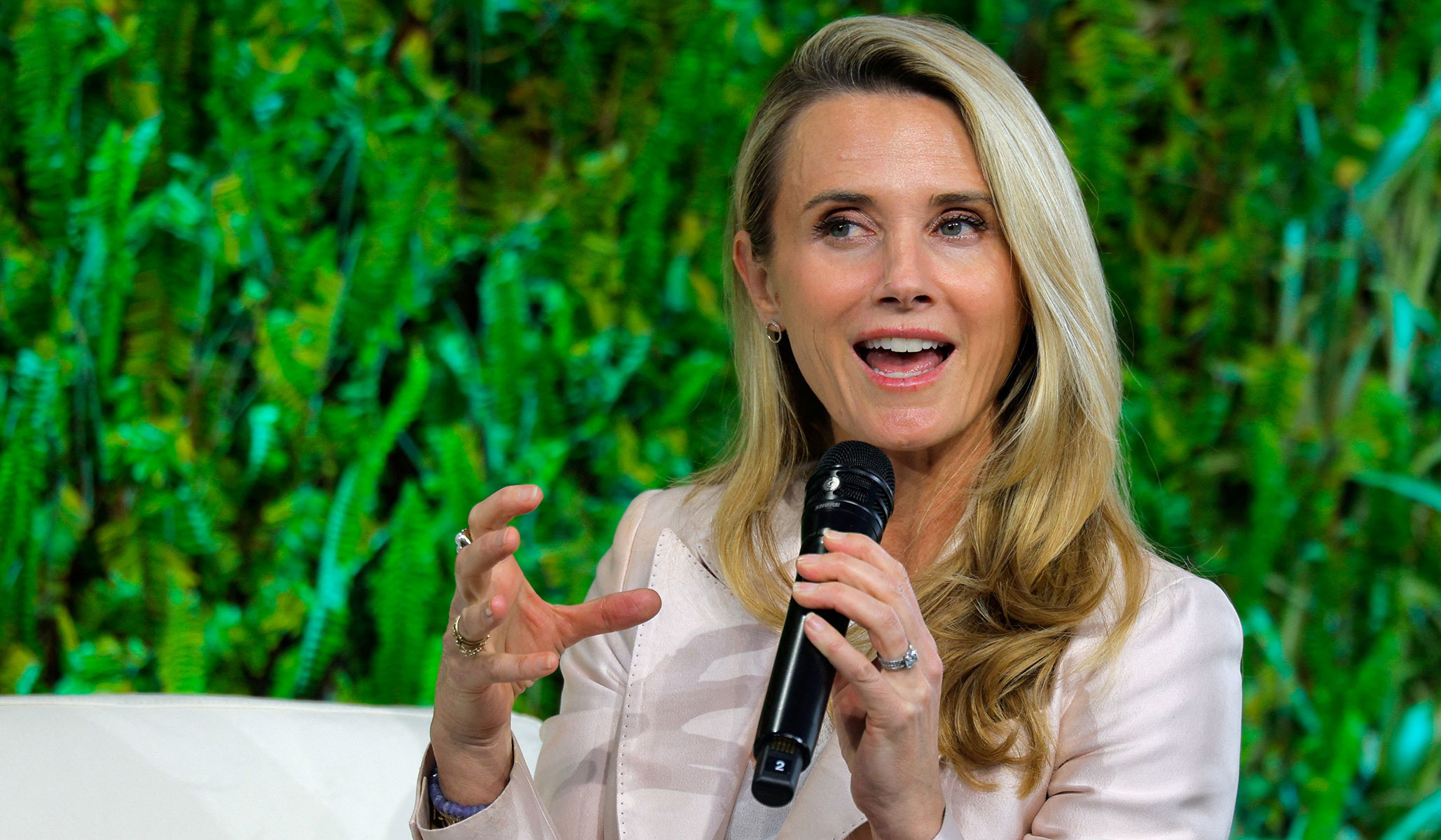 Jennifer Newsom Draws Criticism Over Democratic Outreach to Young Men